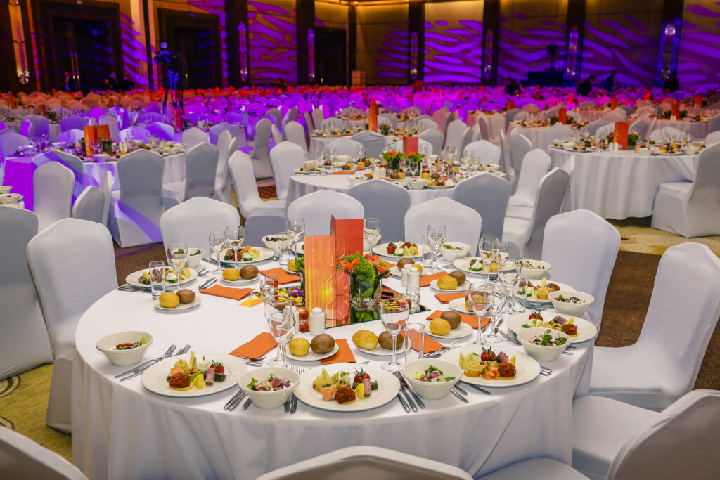 | Wedding hall or other function facility set for fine dining